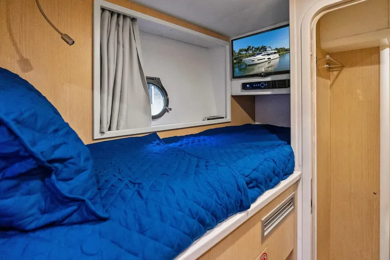 Slide: The Image of Ferretti 780 2019 - 64