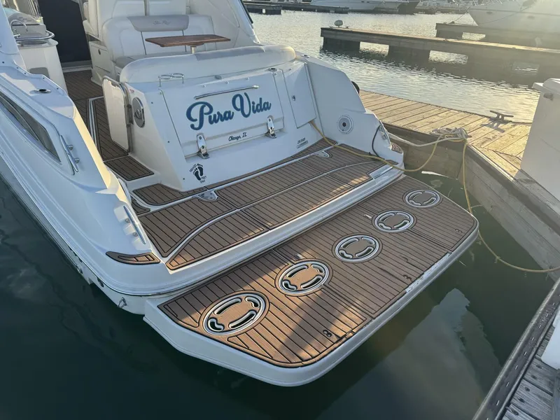 Slide: The Image of Sea Ray 330 Sundancer 2011 - 5