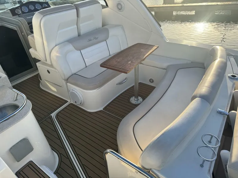 Slide: The Image of Sea Ray 330 Sundancer 2011 - 9