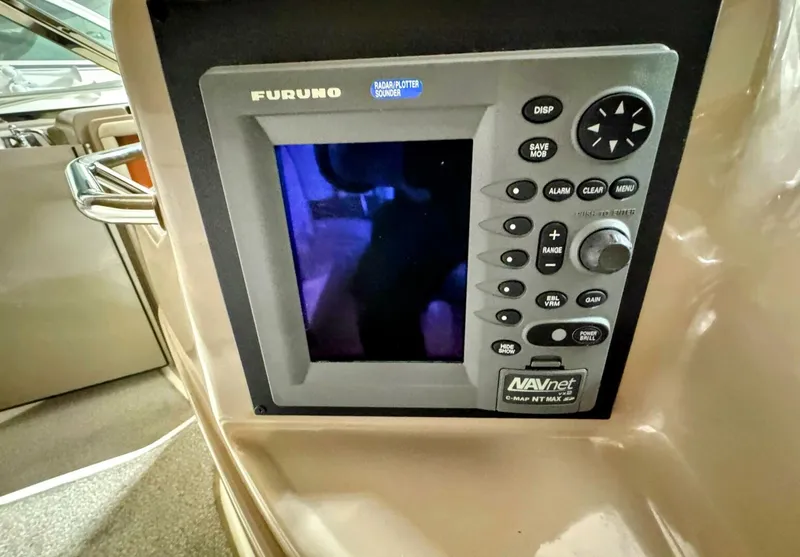 Slide: The Image of Sea Ray 400 Sundancer 1998 - 10
