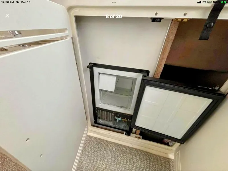 Slide: The Image of Sea Ray 400 Sundancer 1998 - 14
