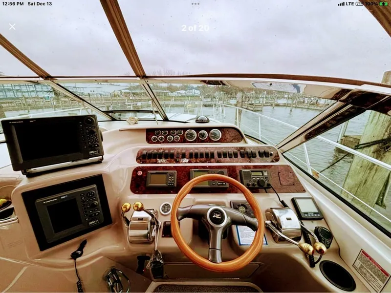 Slide: The Image of Sea Ray 400 Sundancer 1998 - 8
