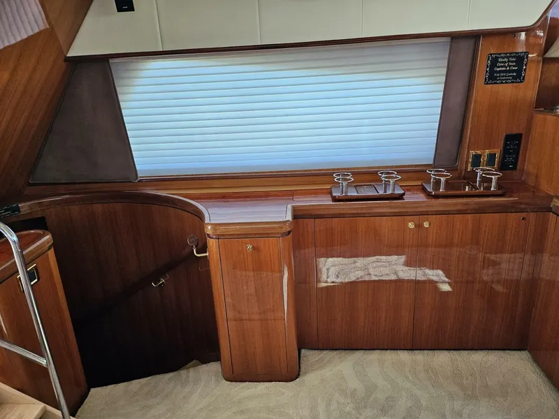 Slide: The Image of Johnson Flybridge 2003 - 15