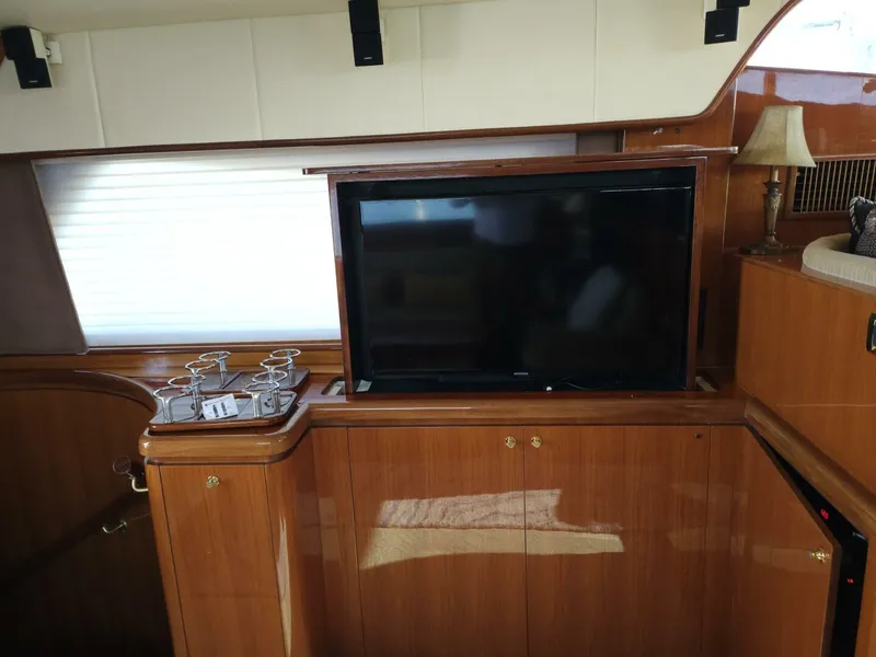 Slide: The Image of Johnson Flybridge 2003 - 16