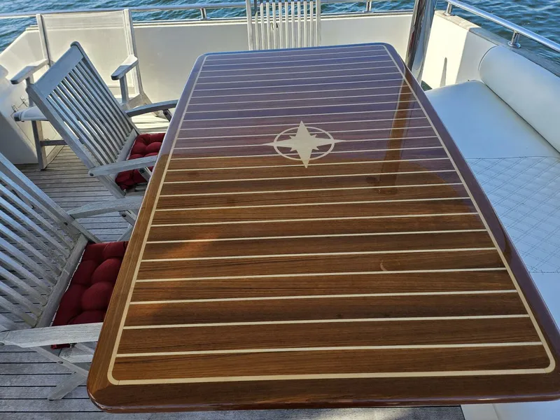 Slide: The Image of Johnson Flybridge 2003 - 5