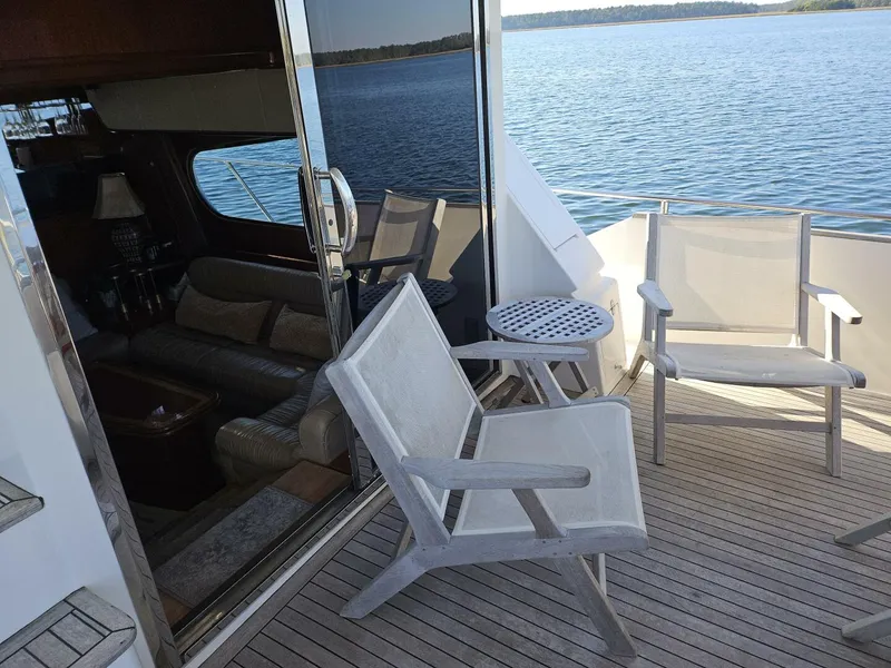 Slide: The Image of Johnson Flybridge 2003 - 7