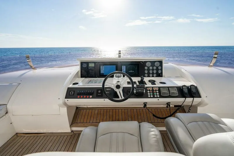 Slide: The Image of Princess 95 M/Y 2010 - 38
