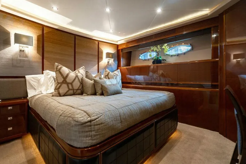 Slide: The Image of Princess 95 M/Y 2010 - 68