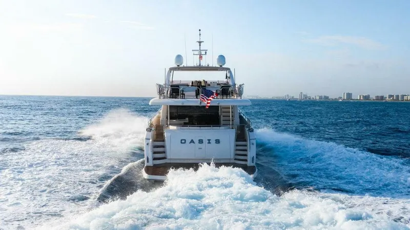 Slide: The Image of Princess 95 M/Y 2010 - 9