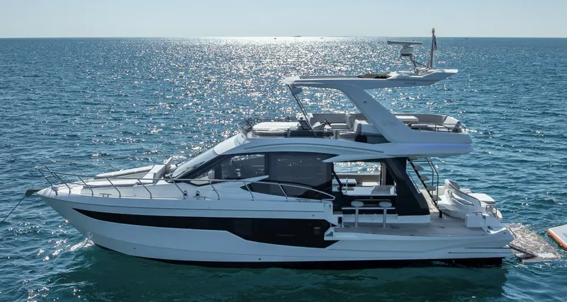The Image of Galeon 500 Fly 2021 - 0