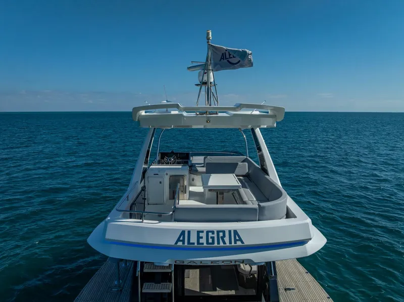 Slide: The Image of Galeon 500 Fly 2021 - 15