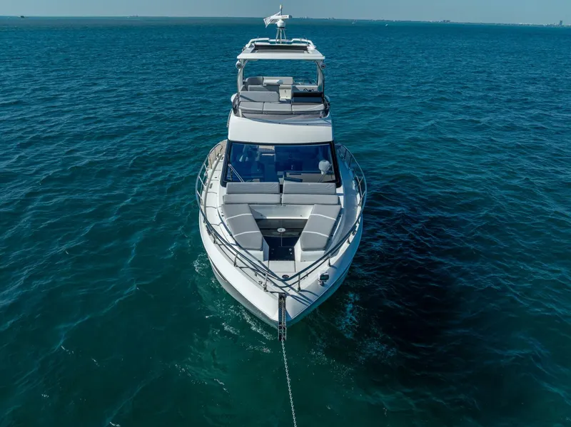 Slide: The Image of Galeon 500 Fly 2021 - 2