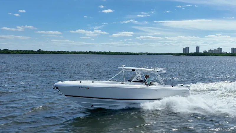 Slide: The Image of Intrepid 400 Open 2011 - 14