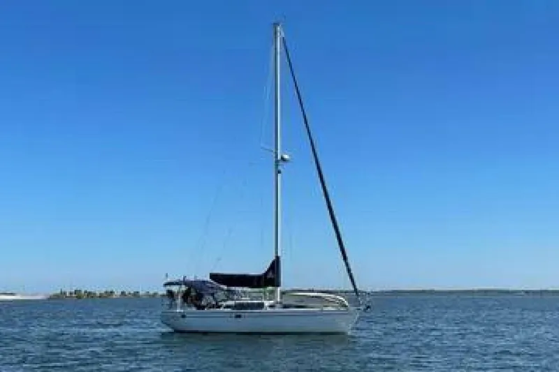 The Image of Catalina 36 Mkll 2000 - 0