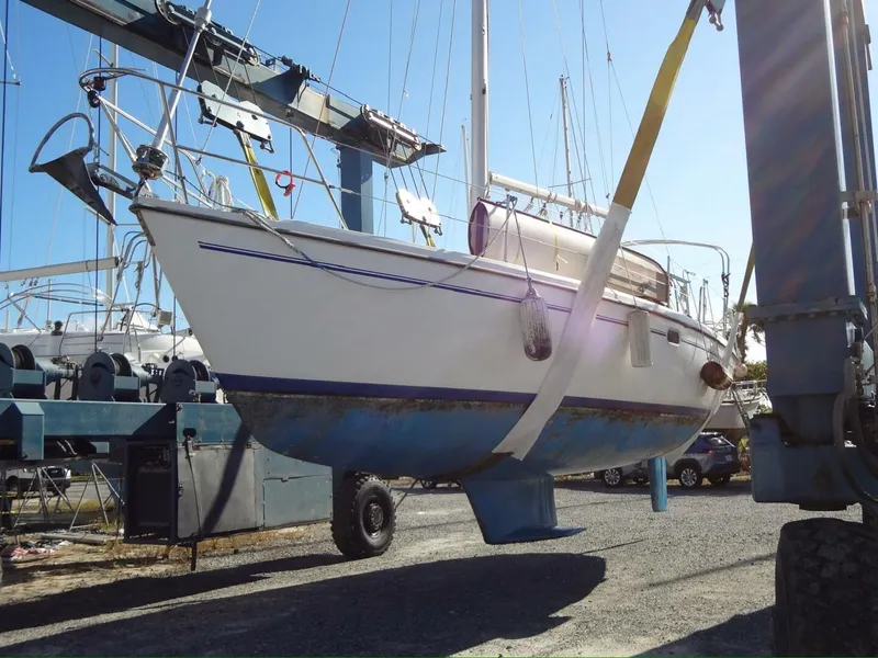 Slide: The Image of Catalina 36 Mkll 2000 - 15