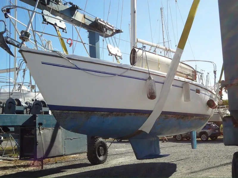 Slide: The Image of Catalina 36 Mkll 2000 - 18