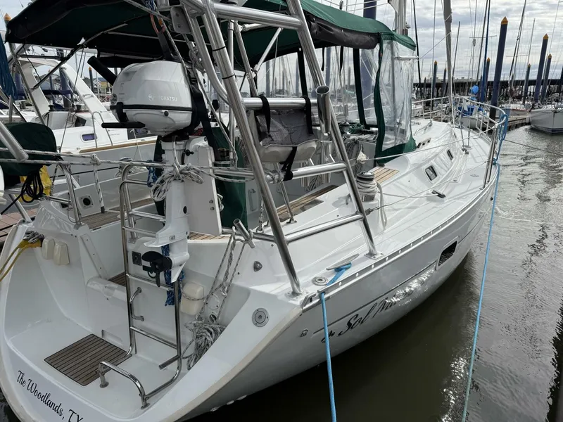 Slide: The Image of Beneteau 361 2002 - 11