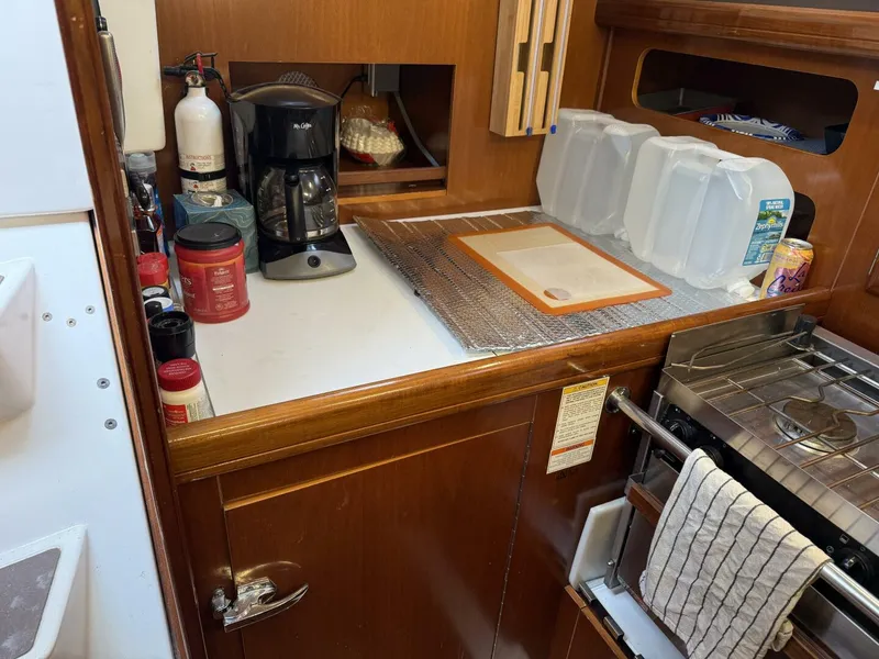 Slide: The Image of Beneteau 361 2002 - 20
