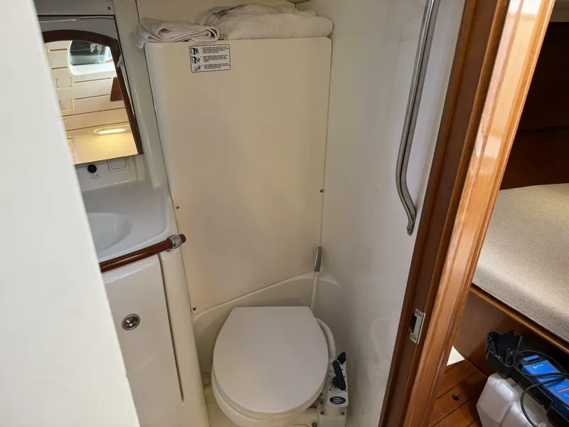 Slide: The Image of Beneteau 361 2002 - 36
