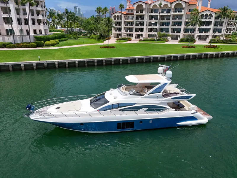 Slide: The Image of Azimut 64 FLY 2012 - 13
