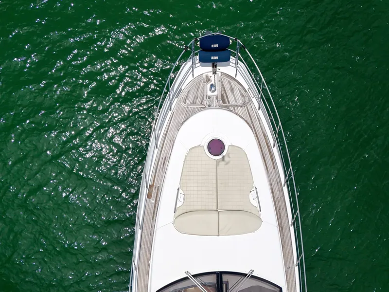 Slide: The Image of Azimut 64 FLY 2012 - 15