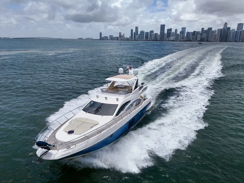 Slide: The Image of Azimut 64 FLY 2012 - 24