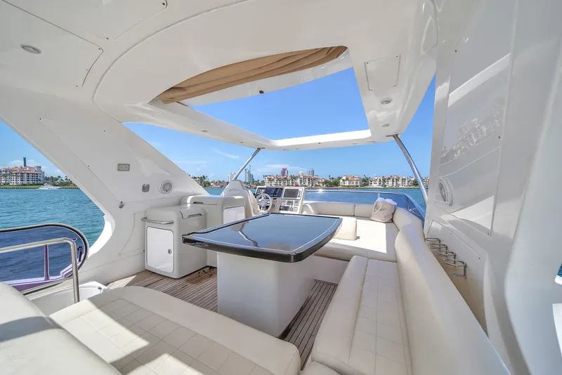 Slide: The Image of Azimut 64 FLY 2012 - 31