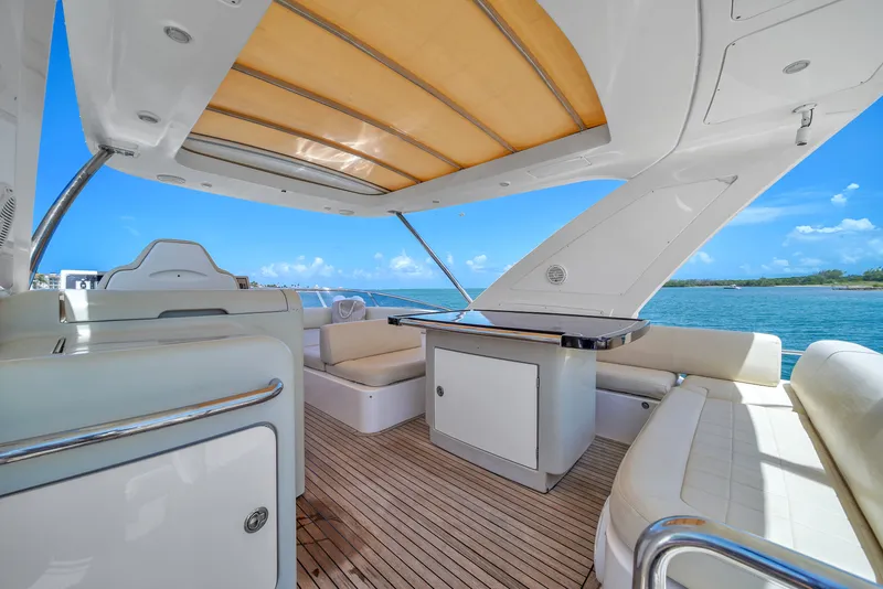 Slide: The Image of Azimut 64 FLY 2012 - 34