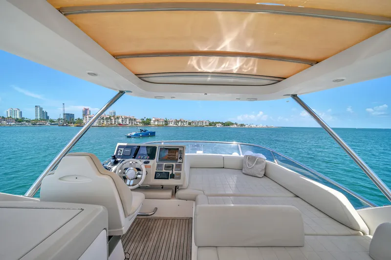 Slide: The Image of Azimut 64 FLY 2012 - 39