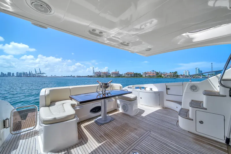 Slide: The Image of Azimut 64 FLY 2012 - 44