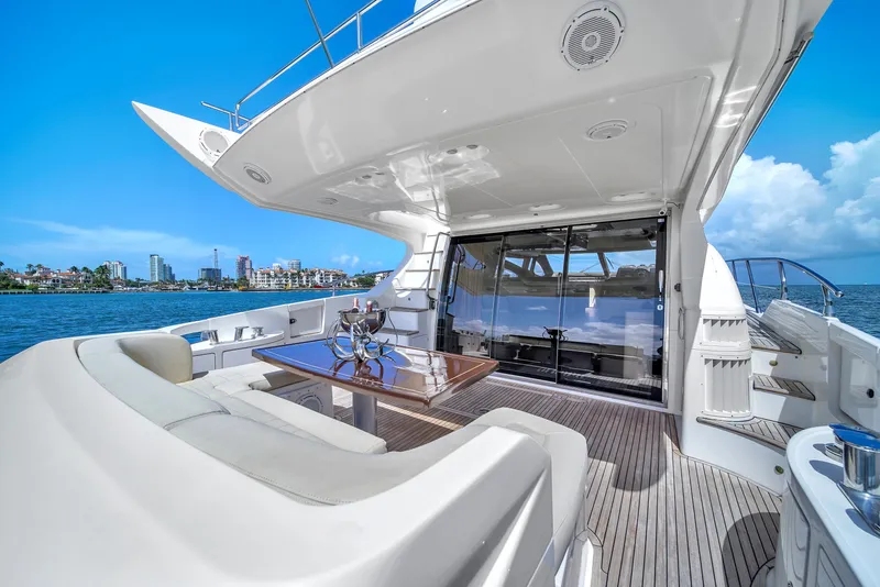 Slide: The Image of Azimut 64 FLY 2012 - 48