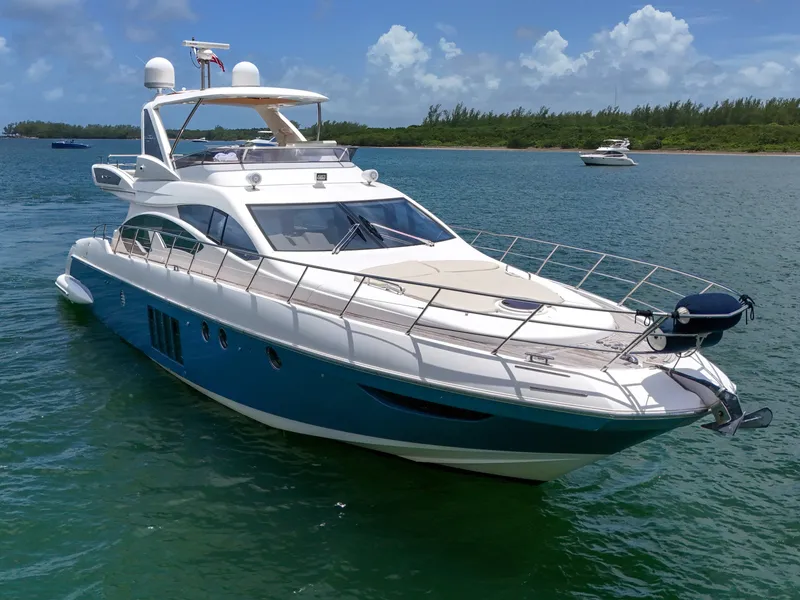 Slide: The Image of Azimut 64 FLY 2012 - 5