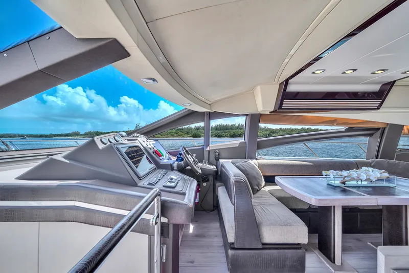 Slide: The Image of Azimut 64 FLY 2012 - 64