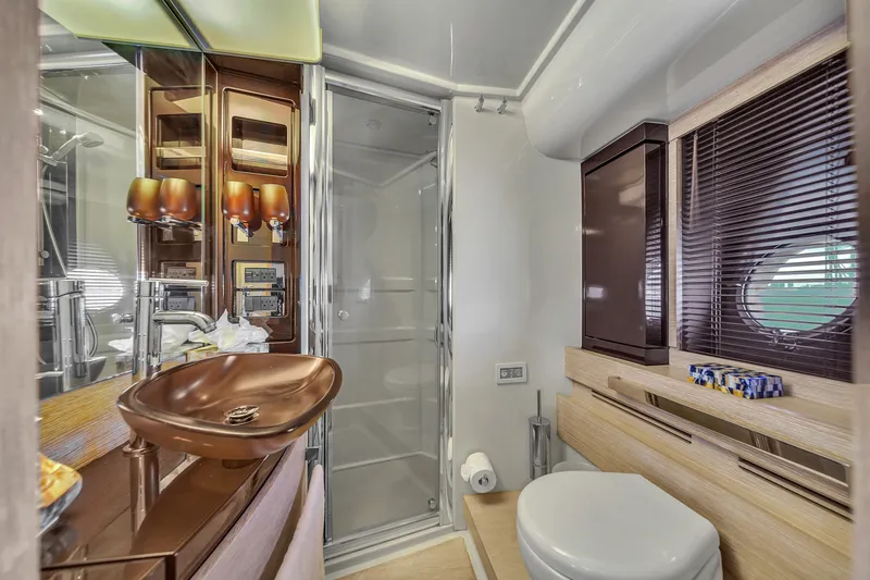 Slide: The Image of Azimut 64 FLY 2012 - 71