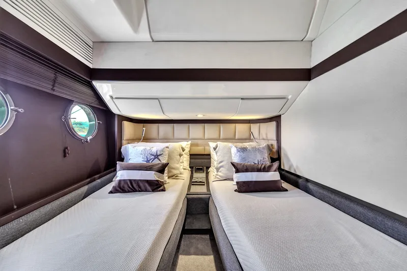 Slide: The Image of Azimut 64 FLY 2012 - 73