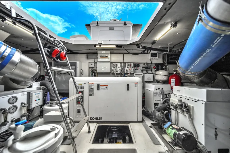 Slide: The Image of Azimut 64 FLY 2012 - 87