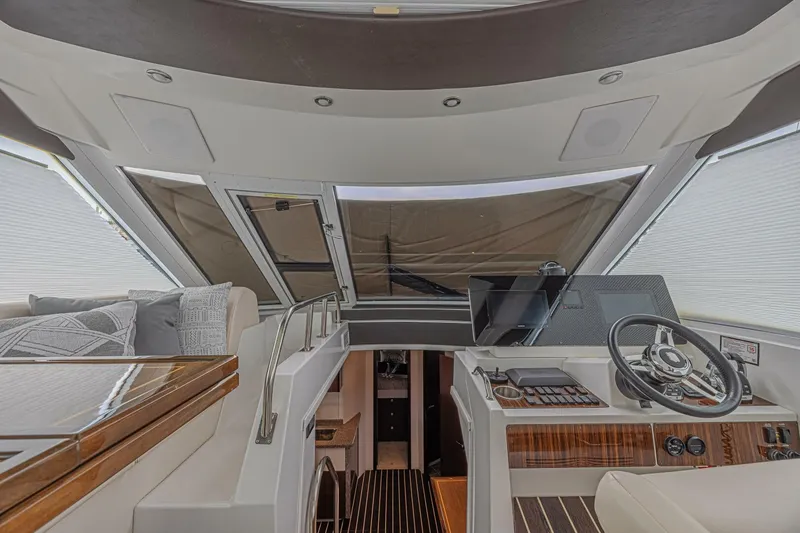 Slide: The Image of Cruisers 48 Cantius 2012 - 27