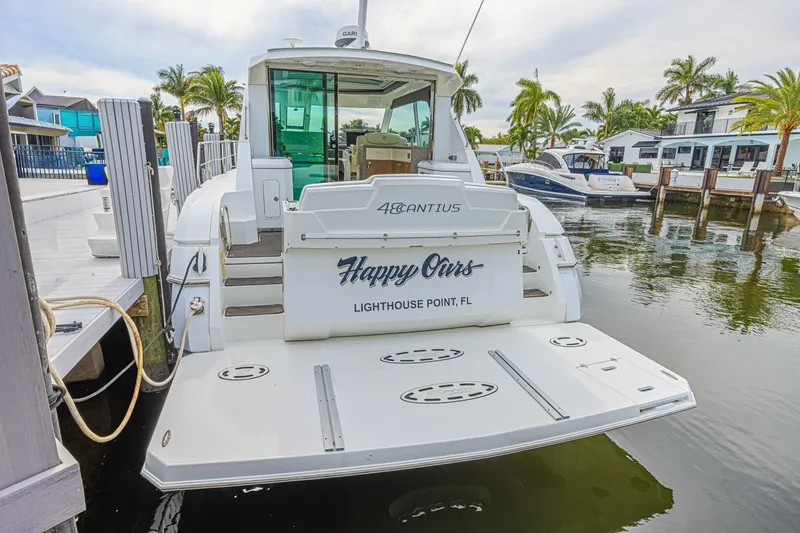Slide: The Image of Cruisers 48 Cantius 2012 - 8