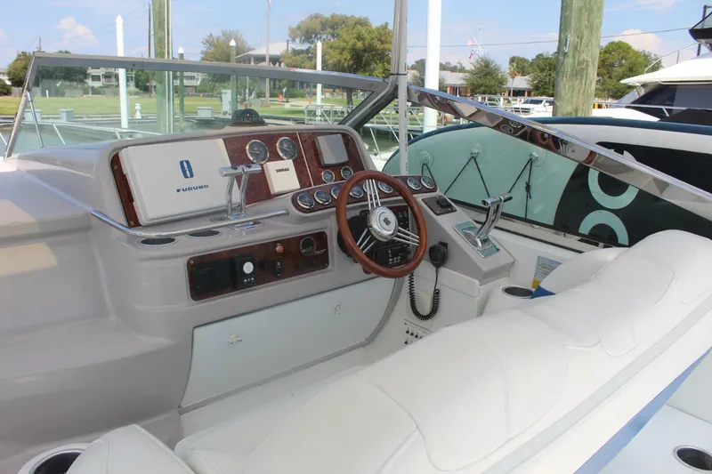 Slide: The Image of Formula 40 Performance Cruiser 2004 - 13