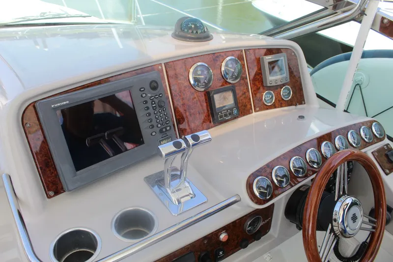 Slide: The Image of Formula 40 Performance Cruiser 2004 - 16