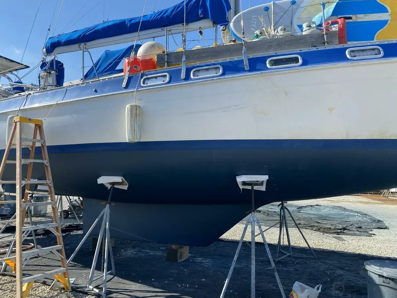 Slide: The Image of Morgan 41 Out Island Classic 1987 - 42