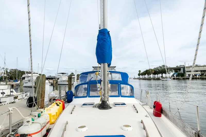 Slide: The Image of Morgan 41 Out Island Classic 1987 - 6