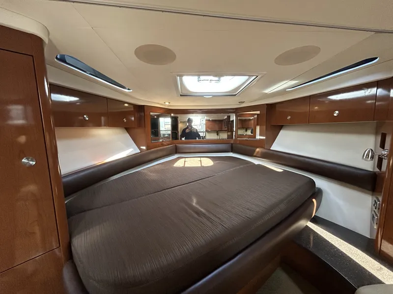 Slide: The Image of Sea Ray 350 Sundancer 2014 - 12