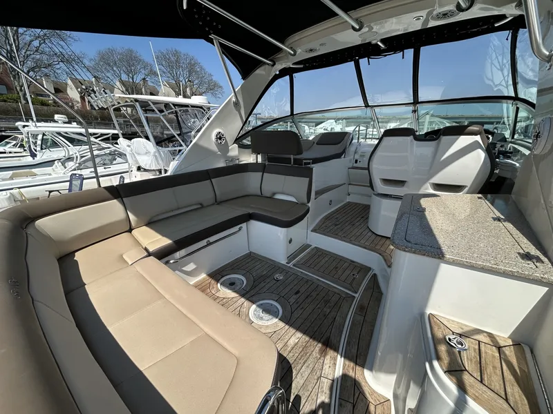 Slide: The Image of Sea Ray 350 Sundancer 2014 - 2