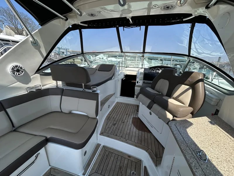 Slide: The Image of Sea Ray 350 Sundancer 2014 - 3