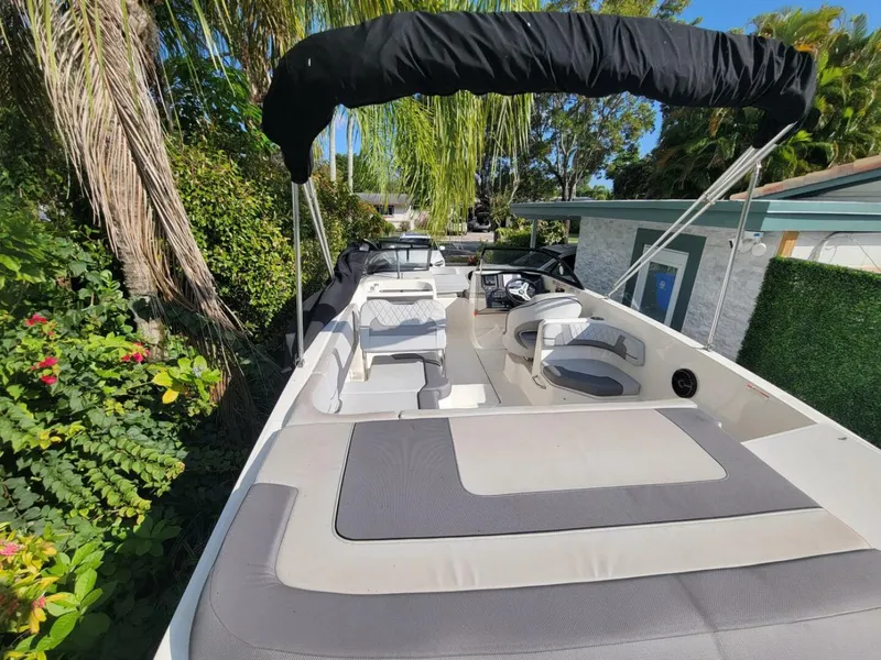 Slide: The Image of Bayliner VR6 OB 2023 - 11