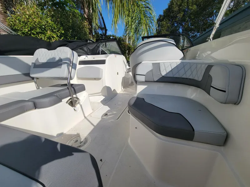 Slide: The Image of Bayliner VR6 OB 2023 - 14