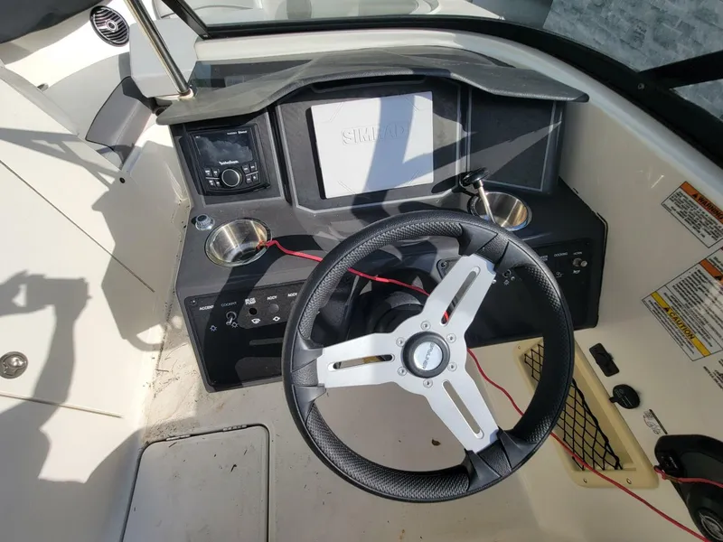 Slide: The Image of Bayliner VR6 OB 2023 - 19