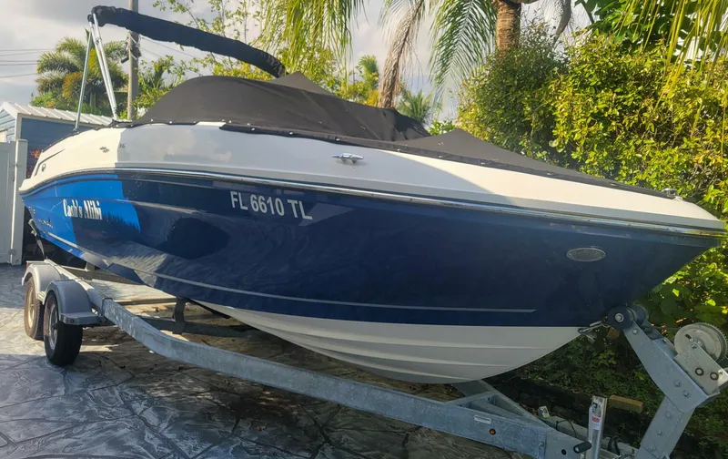Slide: The Image of Bayliner VR6 OB 2023 - 2