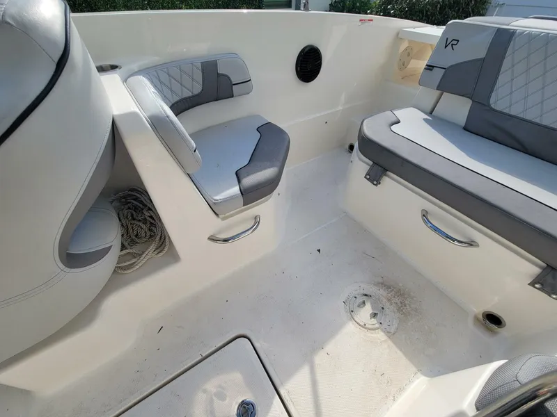 Slide: The Image of Bayliner VR6 OB 2023 - 22